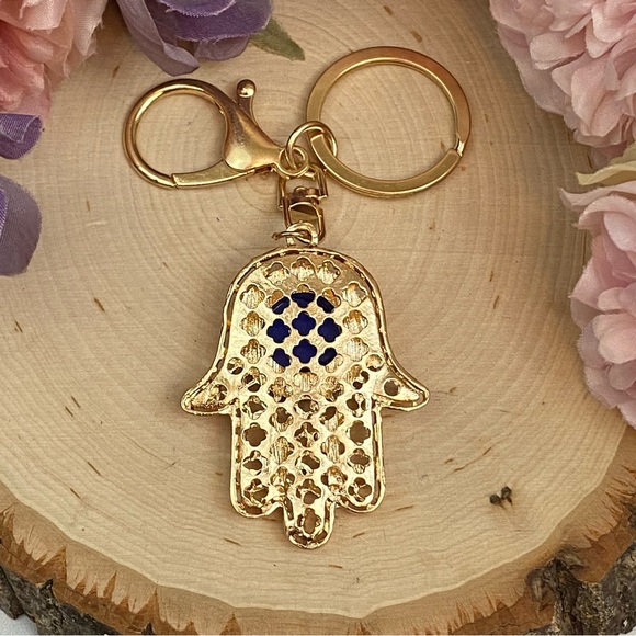 Bohemian Crystal Hamsa Hand with Evil Eye Keychain - Picture 13 of 15